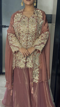 Indo-Western Sequence work with thread embroidery pearls tassels cape style 3 pcs set Ensemble |