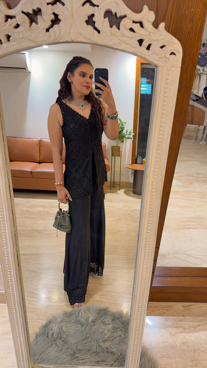 Cutwork Handwork Shirt with Garara in Chinon Fabric
