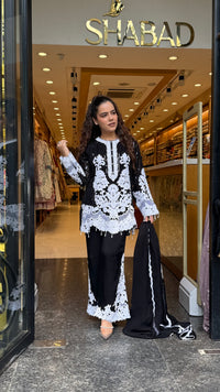 Designer Short Pakistani Suit Set with Sequin, Thread Embroidery & Pearl Detailing | Festive Wear