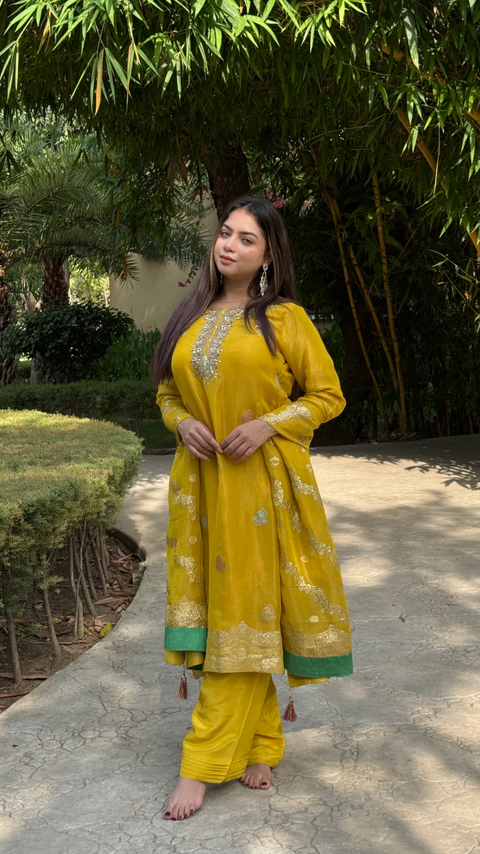 Banarasi Yellow Suit – Traditional Elegance with a Modern Touch