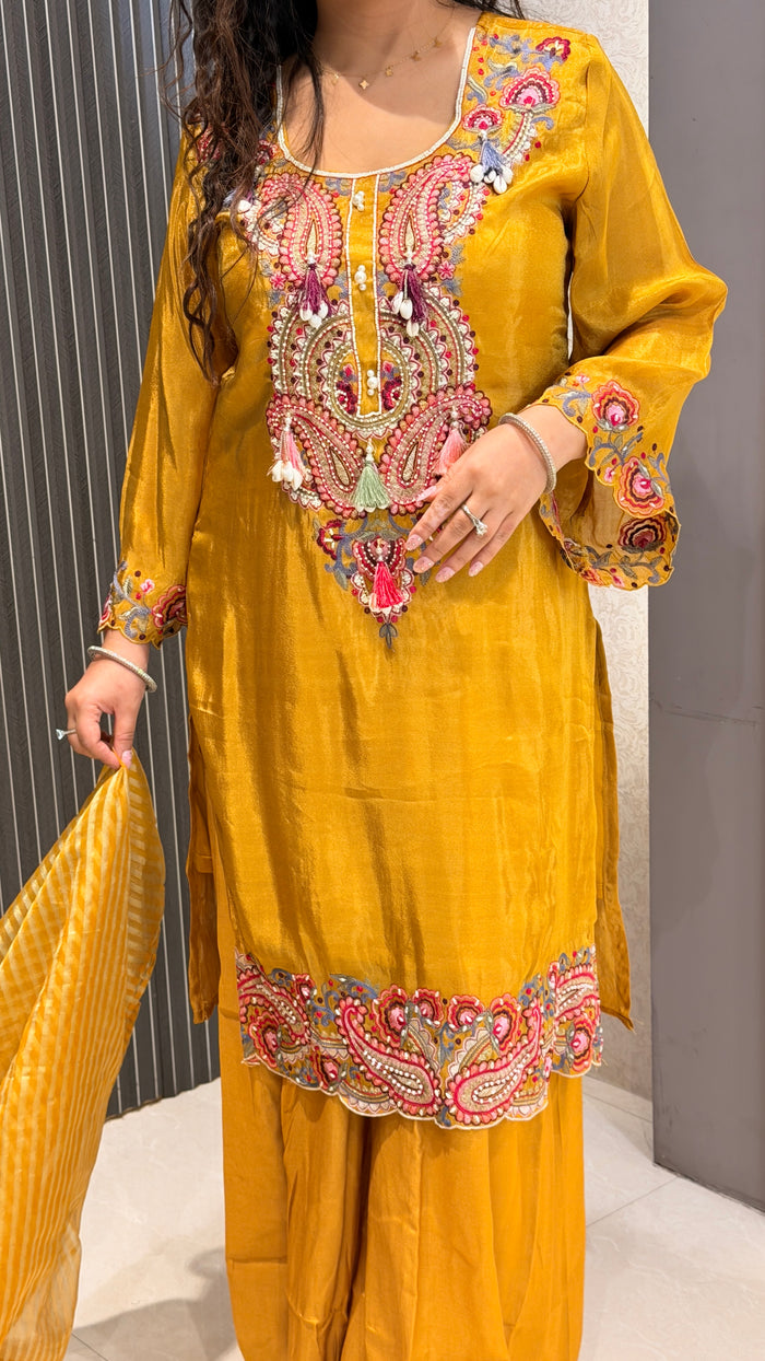 Thread Embroidery Co-ord Set with Shell Detailing | Premium Ethnic Wear
