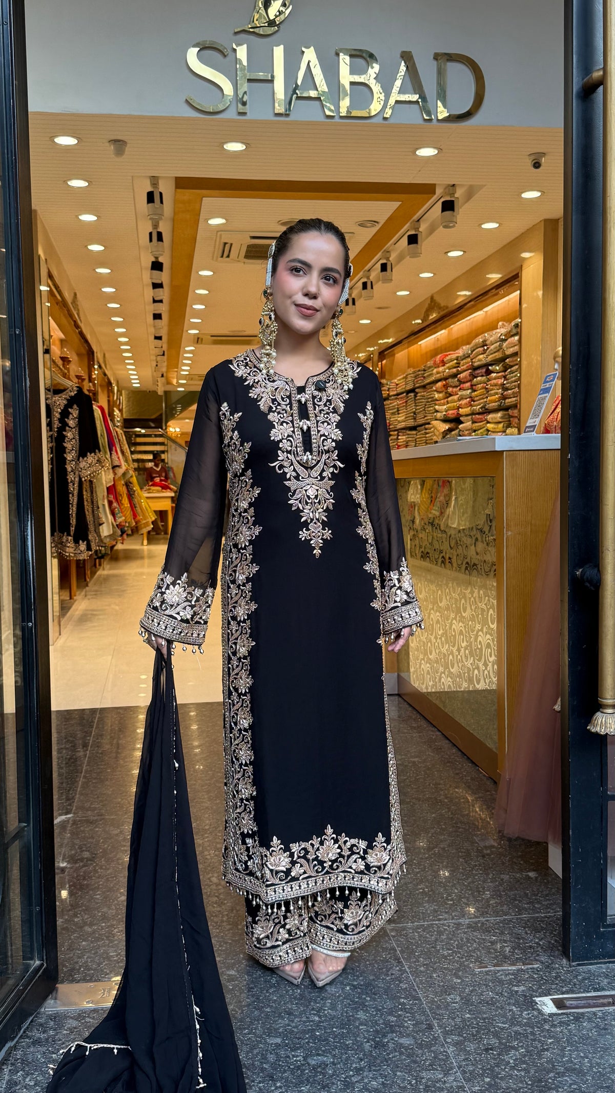 Elegant Georgette Thread Embroidered & Beaded Suit Set ( 46 size sides will be plain customisation available if handwork needed )