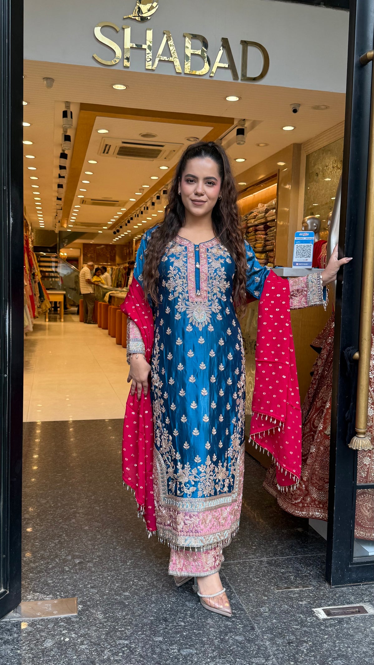 Long Pakistani Suit Set in Satin Silk with Beads Handwork
