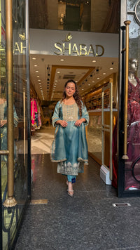 Budget-Friendly Shimmer Tissue Embroidered Suit Set with Thread & Jarkan Work