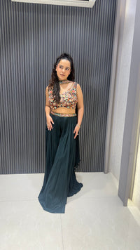 Thread Embroidery Indo-Western Set