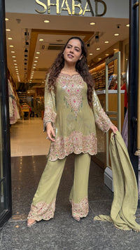 Designer Short Pakistani Suit Set with Sequin, Thread Embroidery & Pearl Detailing | Festive Wear