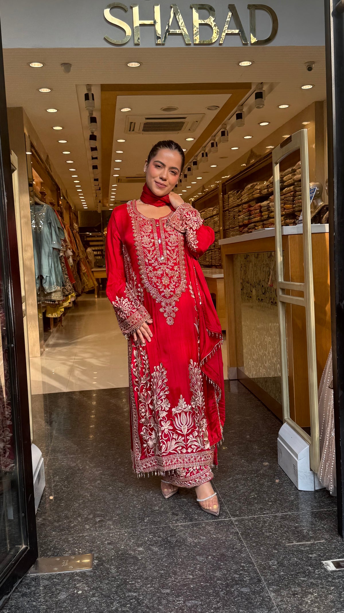 Chinon Embroidered Suit Set with Beads & Thread Work