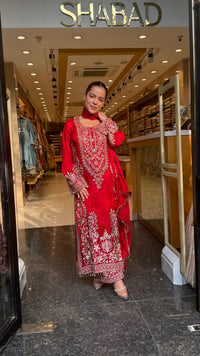 Chinon Embroidered Suit Set with Beads & Thread Work