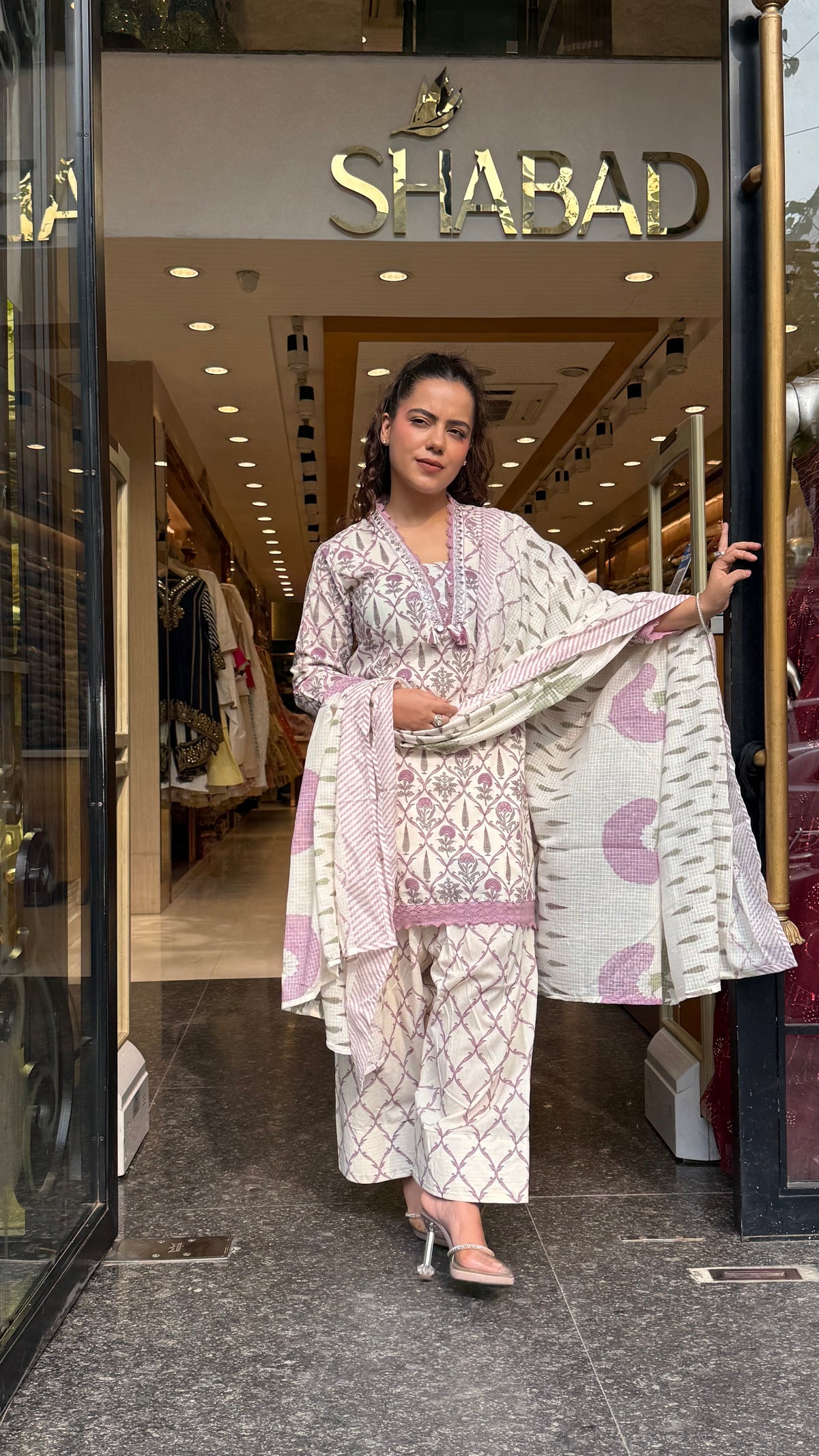 Budget-Friendly Printed Cotton Suit with Farshi Salwar