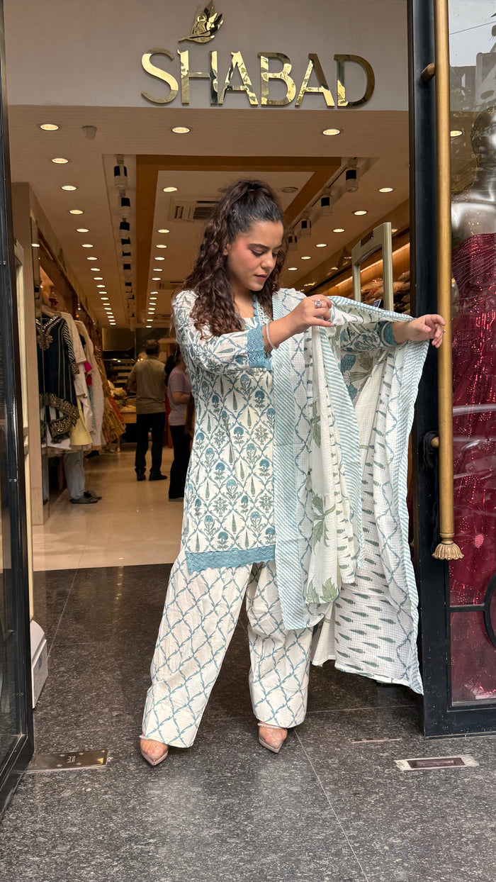 Budget-Friendly Printed Cotton Suit with Farshi Salwar