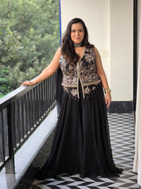 Georgette Thread Embroidery Outfit with Mirror Detailing