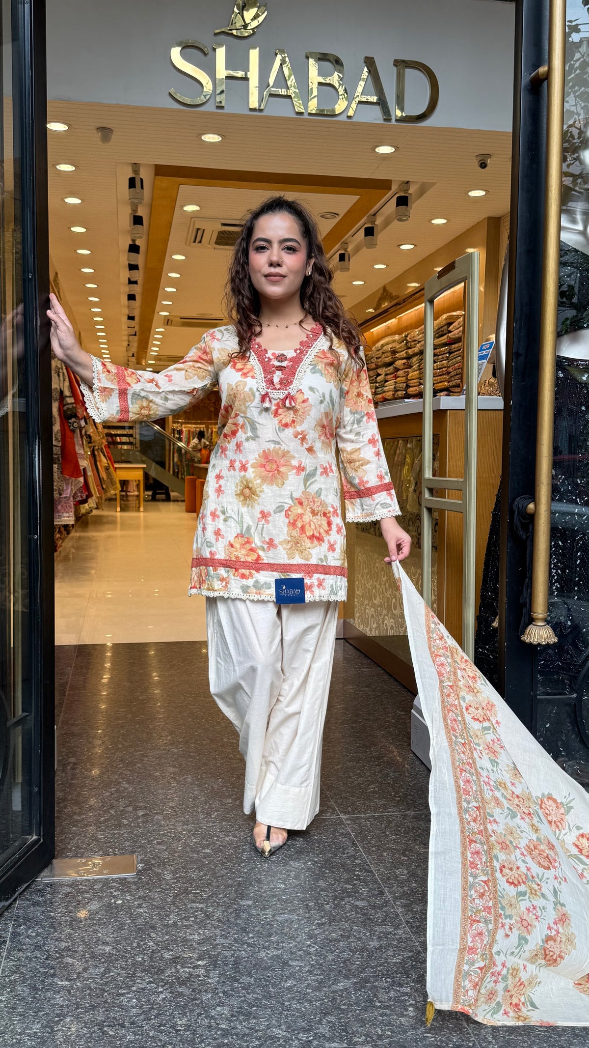 Budget-Friendly Printed Cotton Suit Set with Farshi Salwar & Mirror Lace Neckline | Up to Size 46 (Copy)