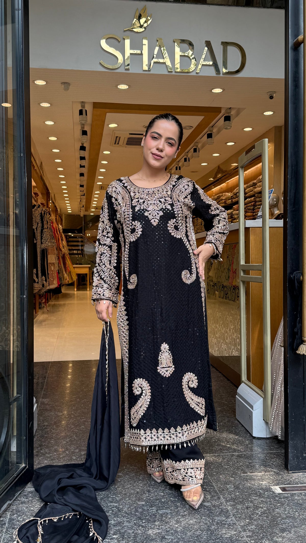 Georgette fabric Suit Set with Sequin Shirt &  Beads Handwork ( 3xl size sides will be plain handwork can be customised )