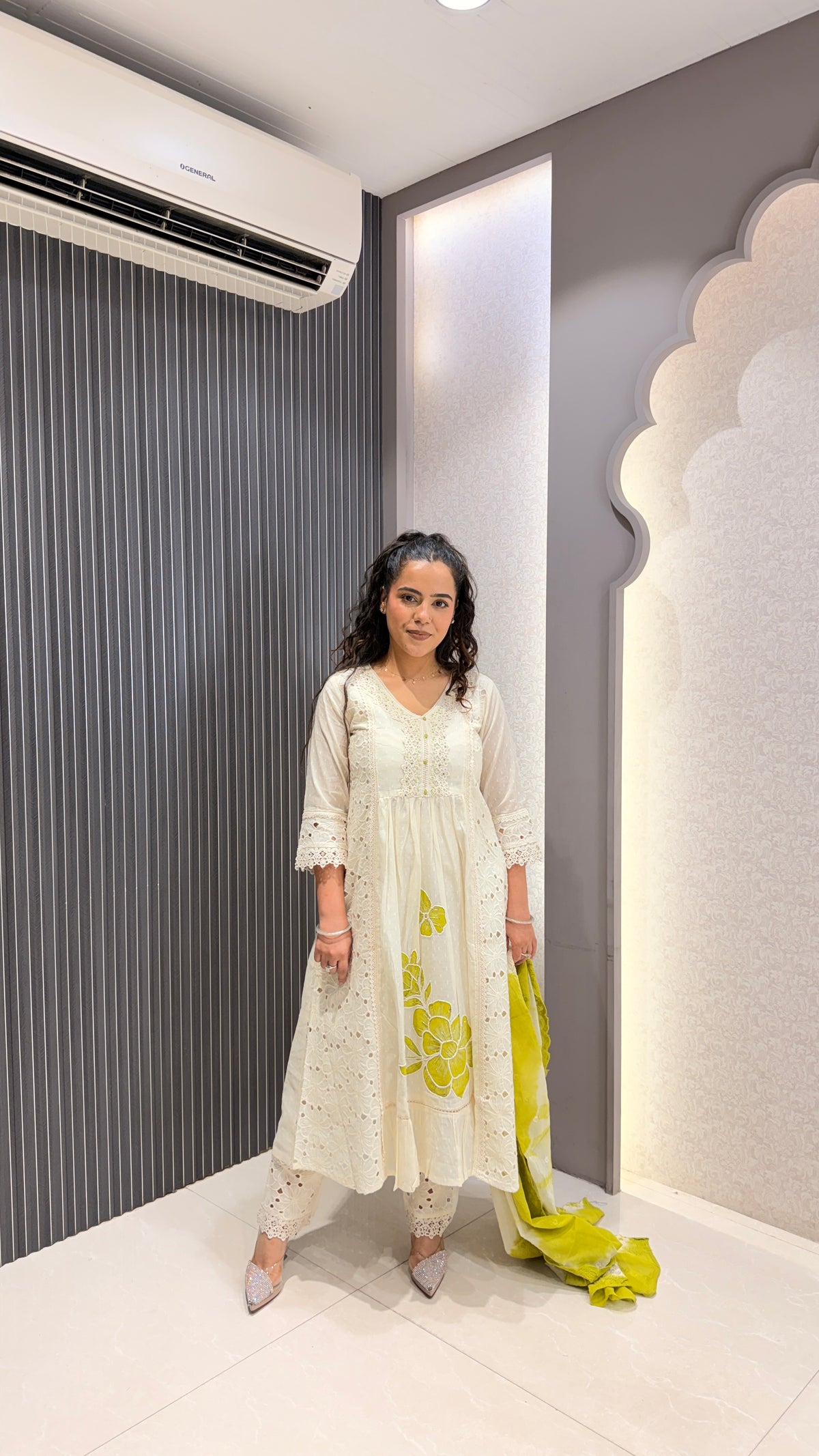 Mul Cotton Co-ord Set with Pearl Detailing & Brush Print