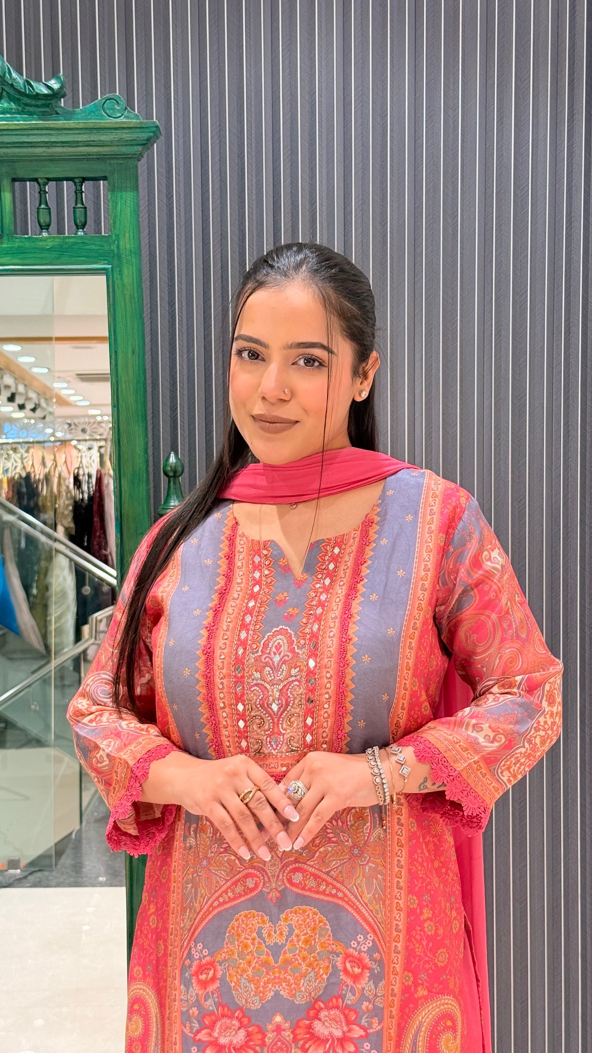 Printed Muslin Suit with Mirror Work