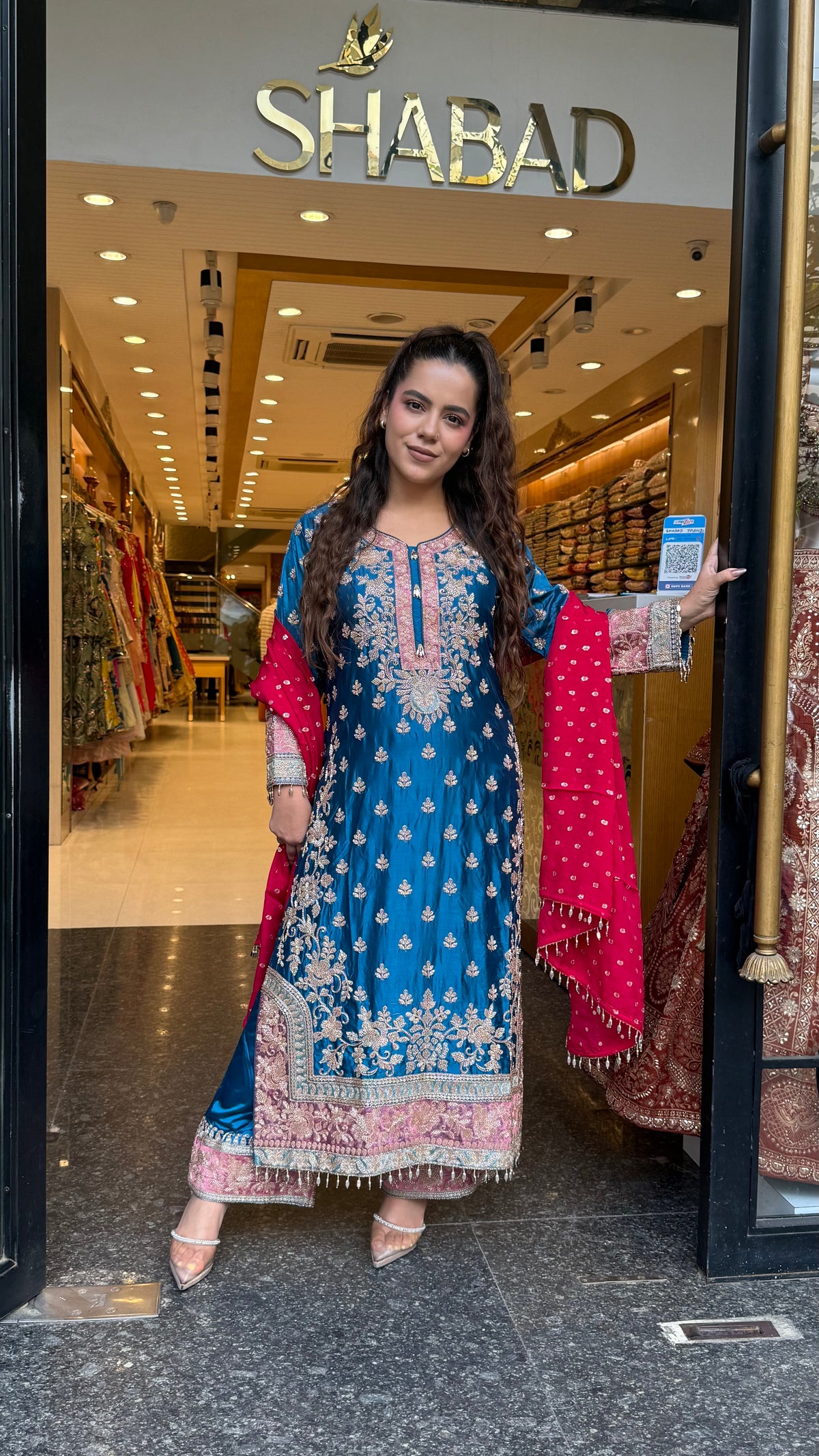 Long Pakistani Suit Set in Satin Silk with Beads Handwork