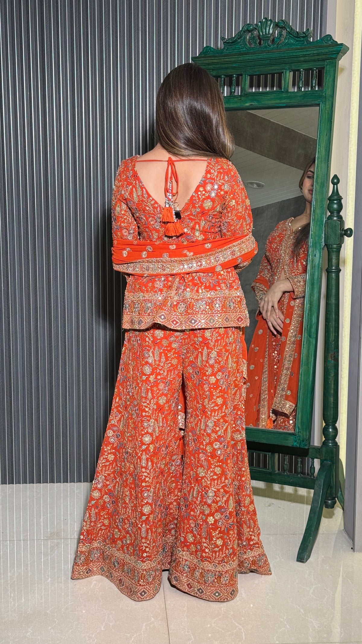 Premium Georgette Suit Set with Neem Zari Work