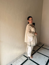 Banarasi Co-ord Set with Kundan & Dabka Hand-Embroidered Neckline
