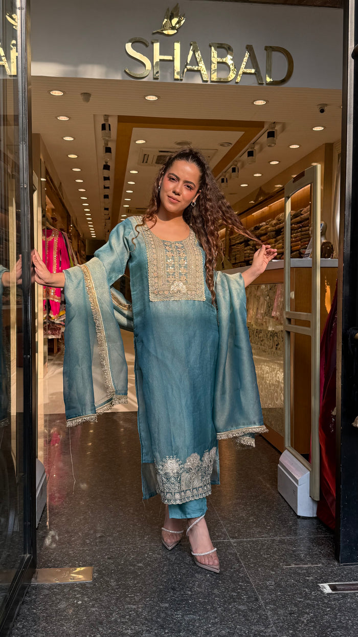 Budget-Friendly Shimmer Tissue Embroidered Suit Set with Thread & Jarkan Work