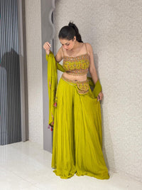 Kashmiri Thread Embroidered Indo-Western Set In Georgette Fabric
