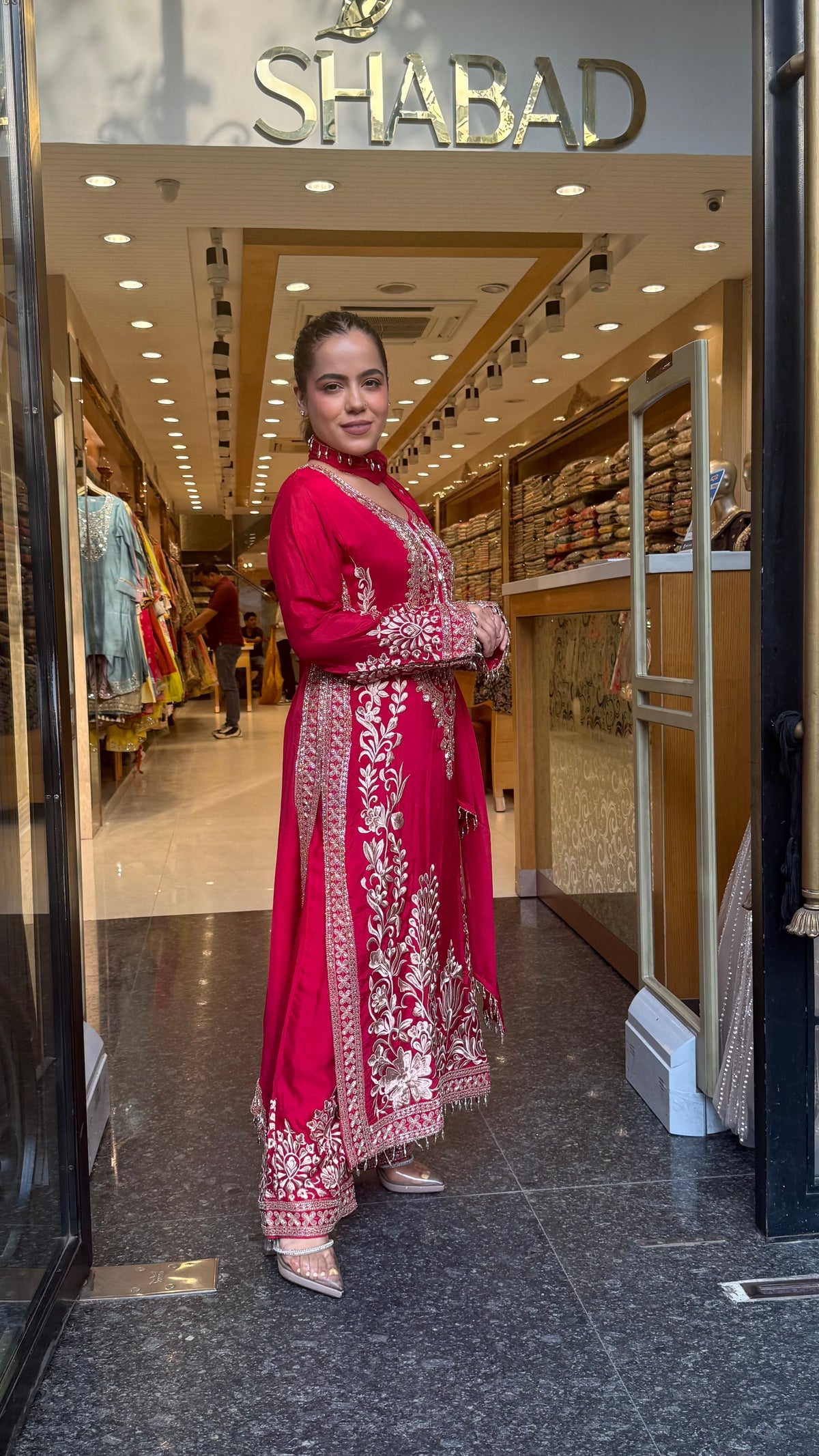 Chinon Embroidered Suit Set with Beads & Thread Work