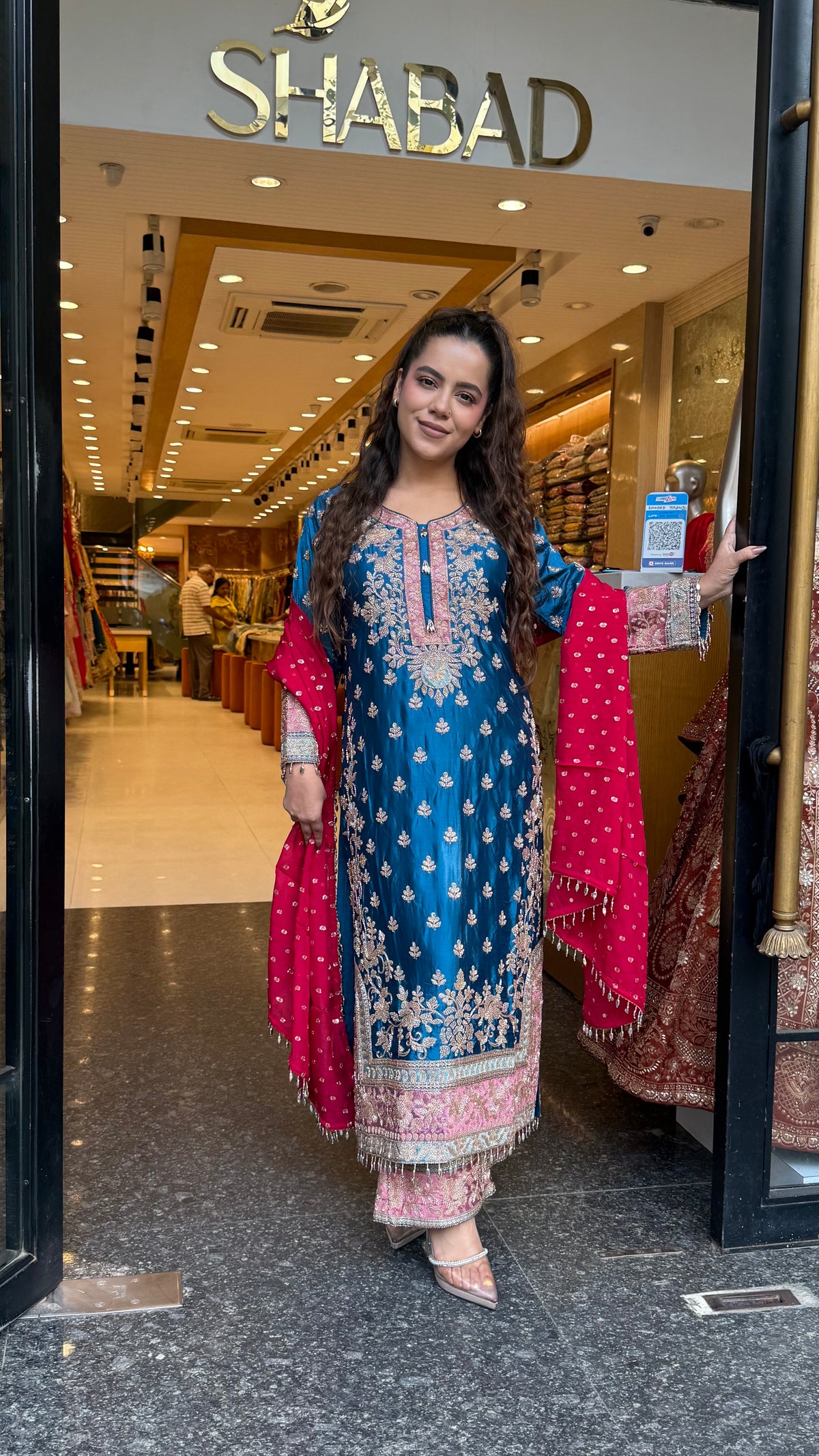Long Pakistani Suit Set in Satin Silk with Beads Handwork
