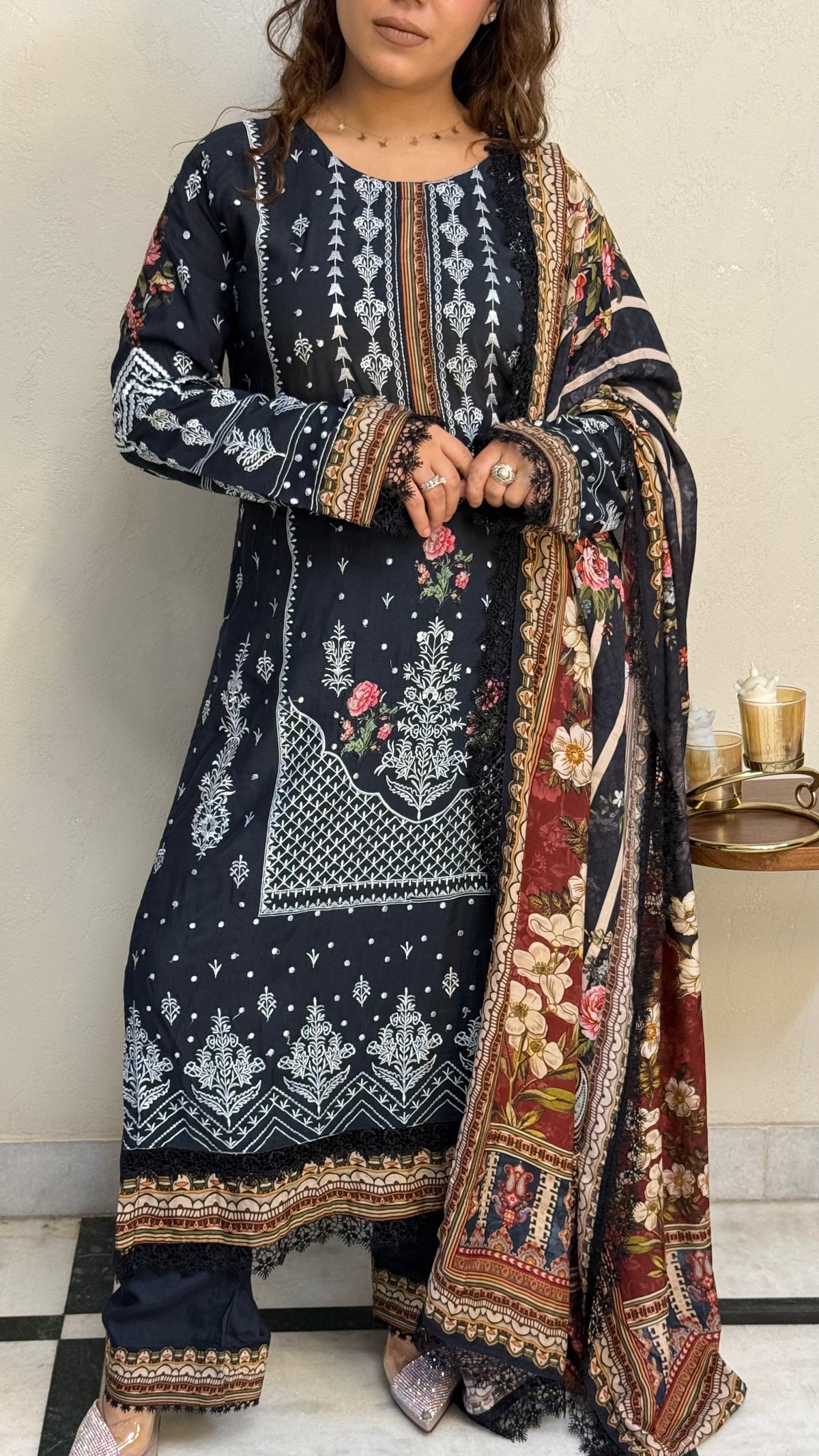 Pakistani muslin fabric  Suit with thread embroidery and Digital print dupatta | Budget-Friendly Ethnic Wear |