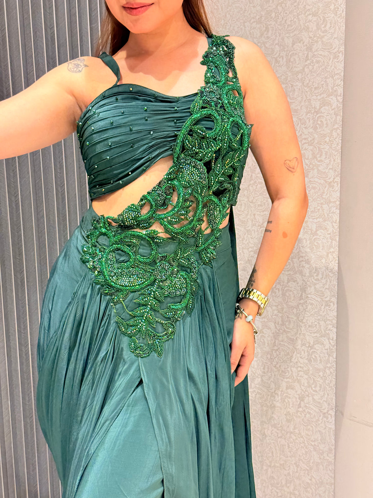 Elegant Crepe Drape Saree with Handworked Palla