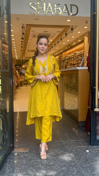 Mul Chanderi Co-Ord Set with Badla & Sequin Work