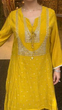 Mul Chanderi Co-Ord Set with Badla & Sequin Work