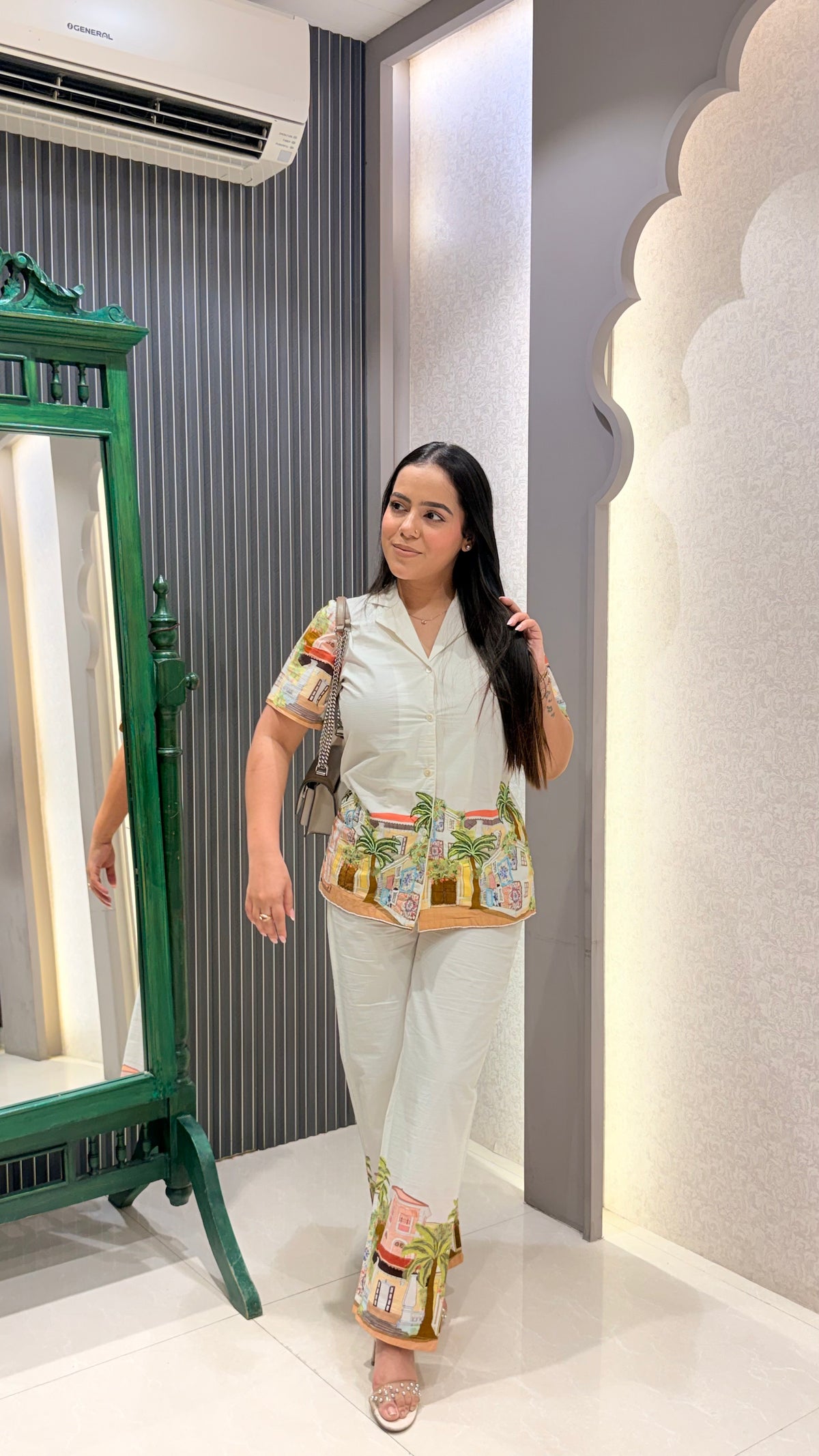 Brush Print Co-ord Set with Pearl Highlighting