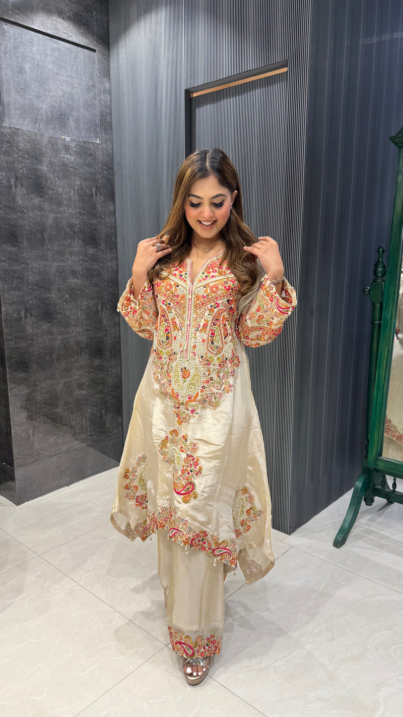 Kashmiri Embroidered Coord Set – Timeless Elegance in Two-Piece