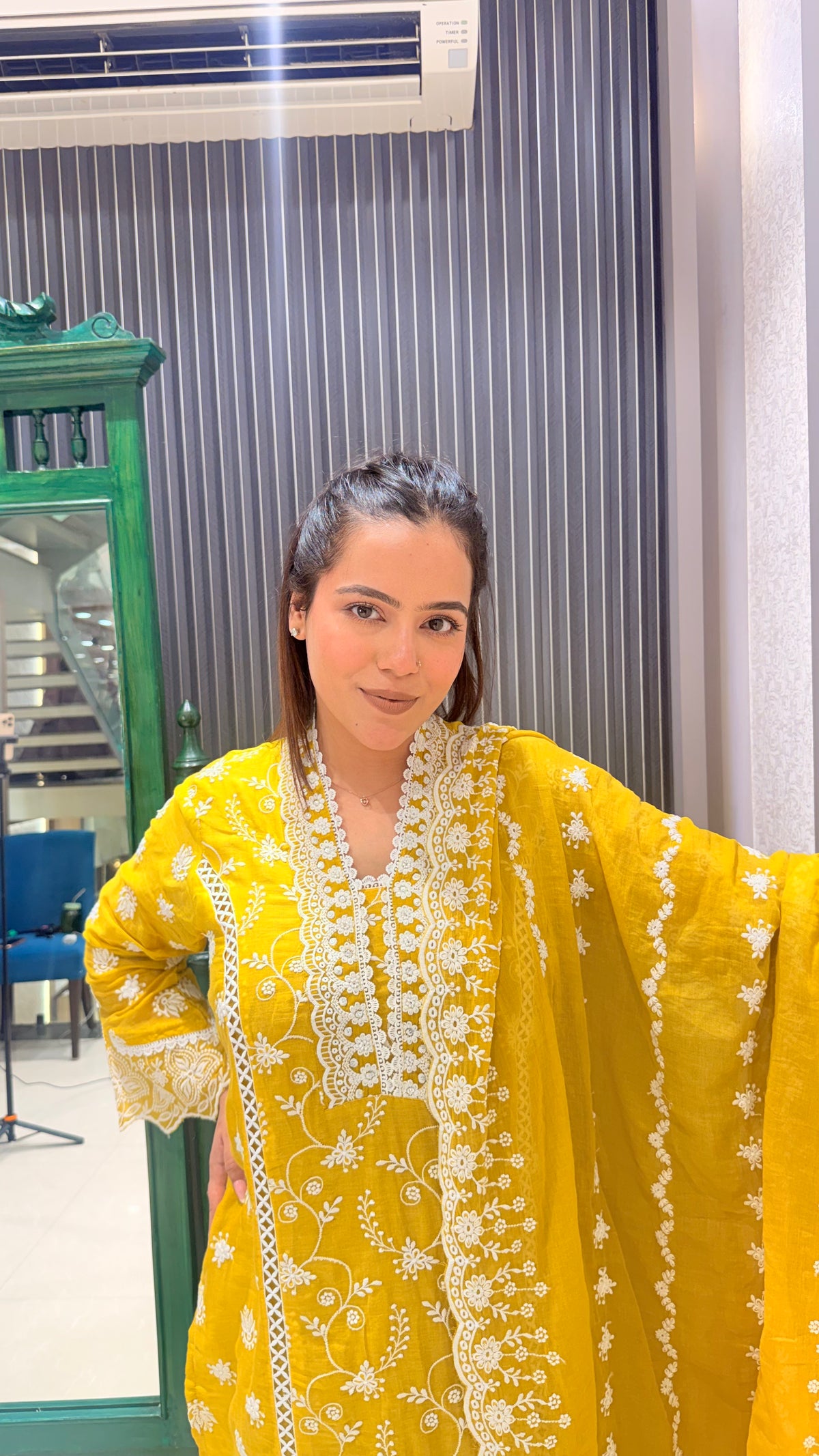 Mul Cotton Suit with Thread Embroidery