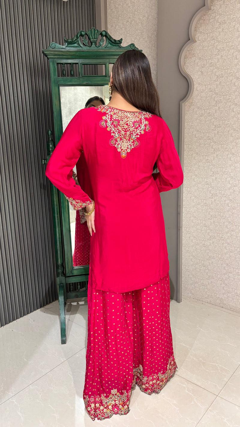 Elegant Sequin & Pearl Detail Suit – Up to Size 46