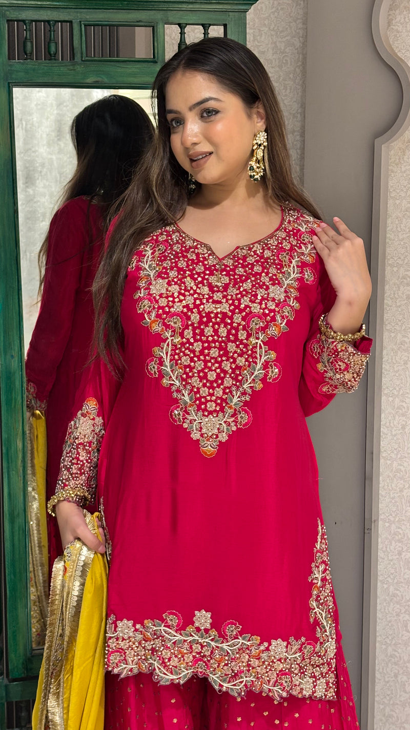 Elegant Sequin & Pearl Detail Suit – Up to Size 46