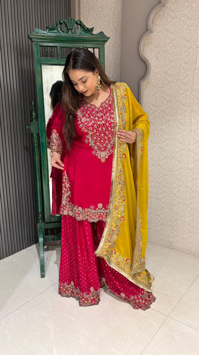 Elegant Sequin & Pearl Detail Suit – Up to Size 46