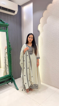 Cotton Shimmer Suit with Thread Embroidery