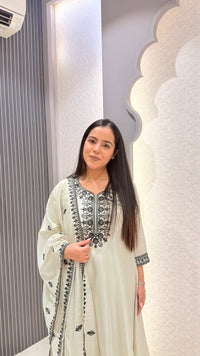 Cotton Shimmer Suit with Thread Embroidery