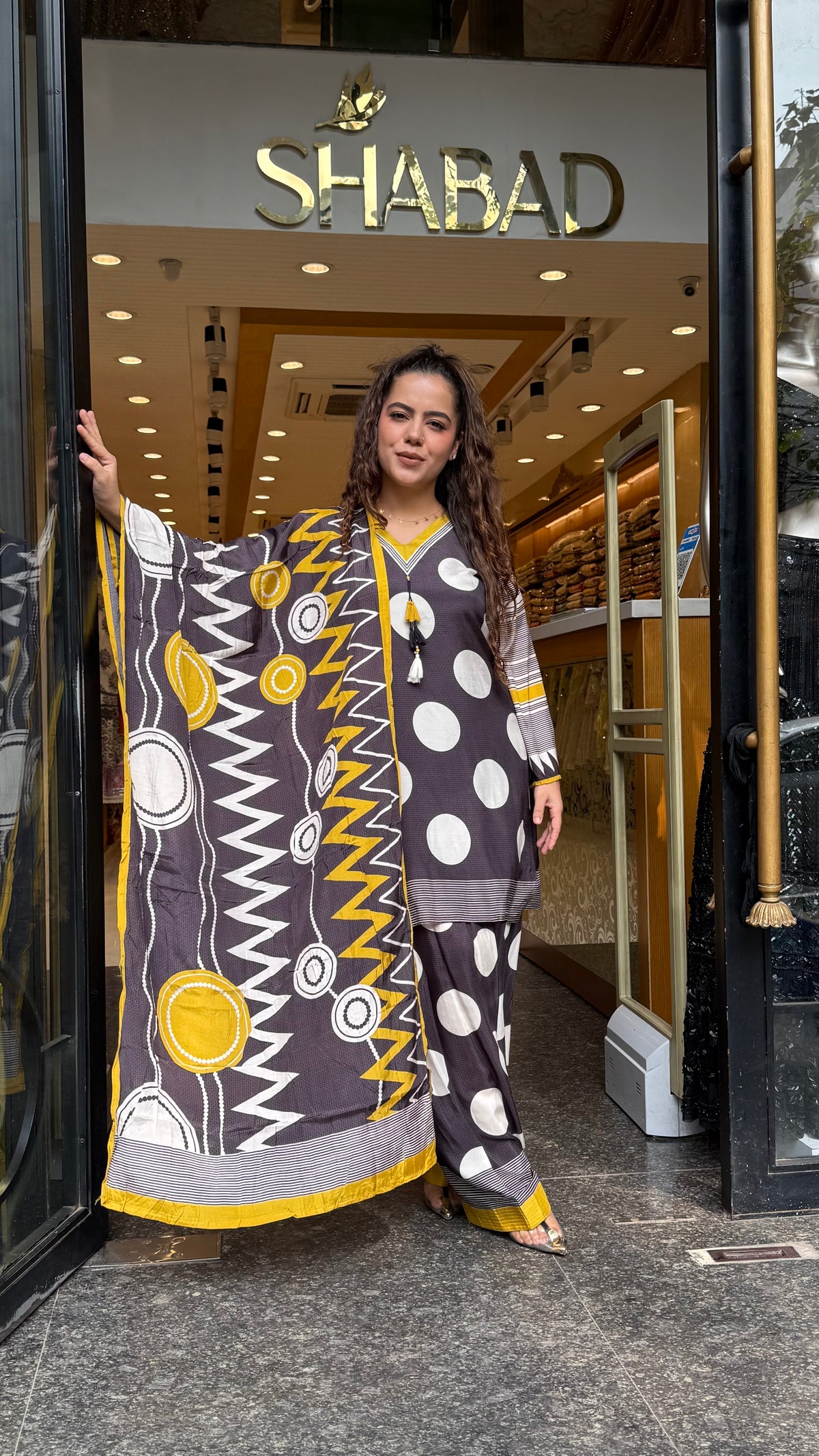 Women's Muslin Polka Dot Suit with Farshi Salwar | Stylish Ethnic Suit Set