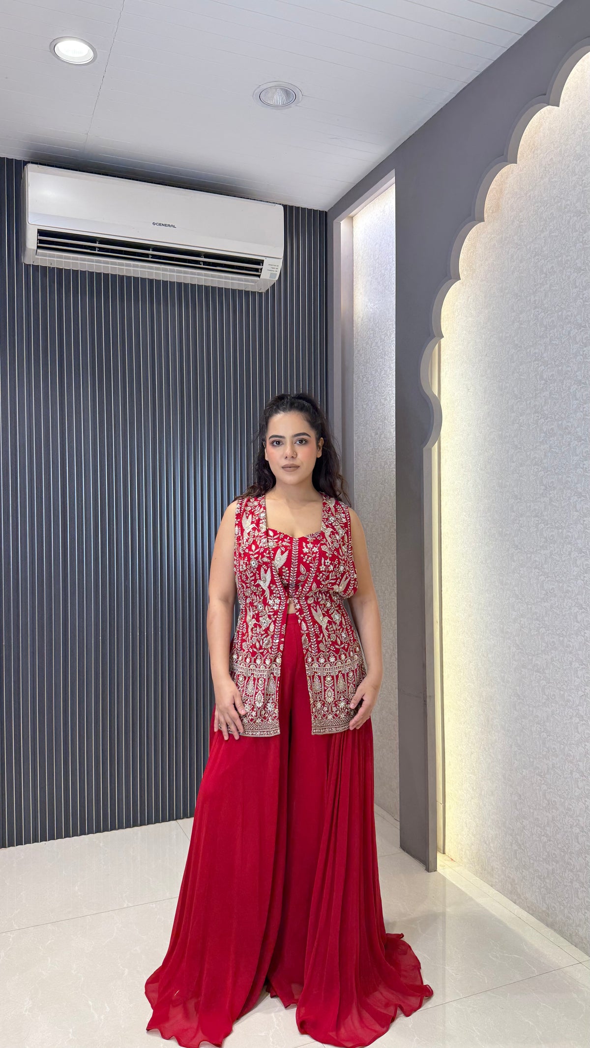 Indo-Western 3 Piece Set with Thread Embroidery Work in Georgette Fabric