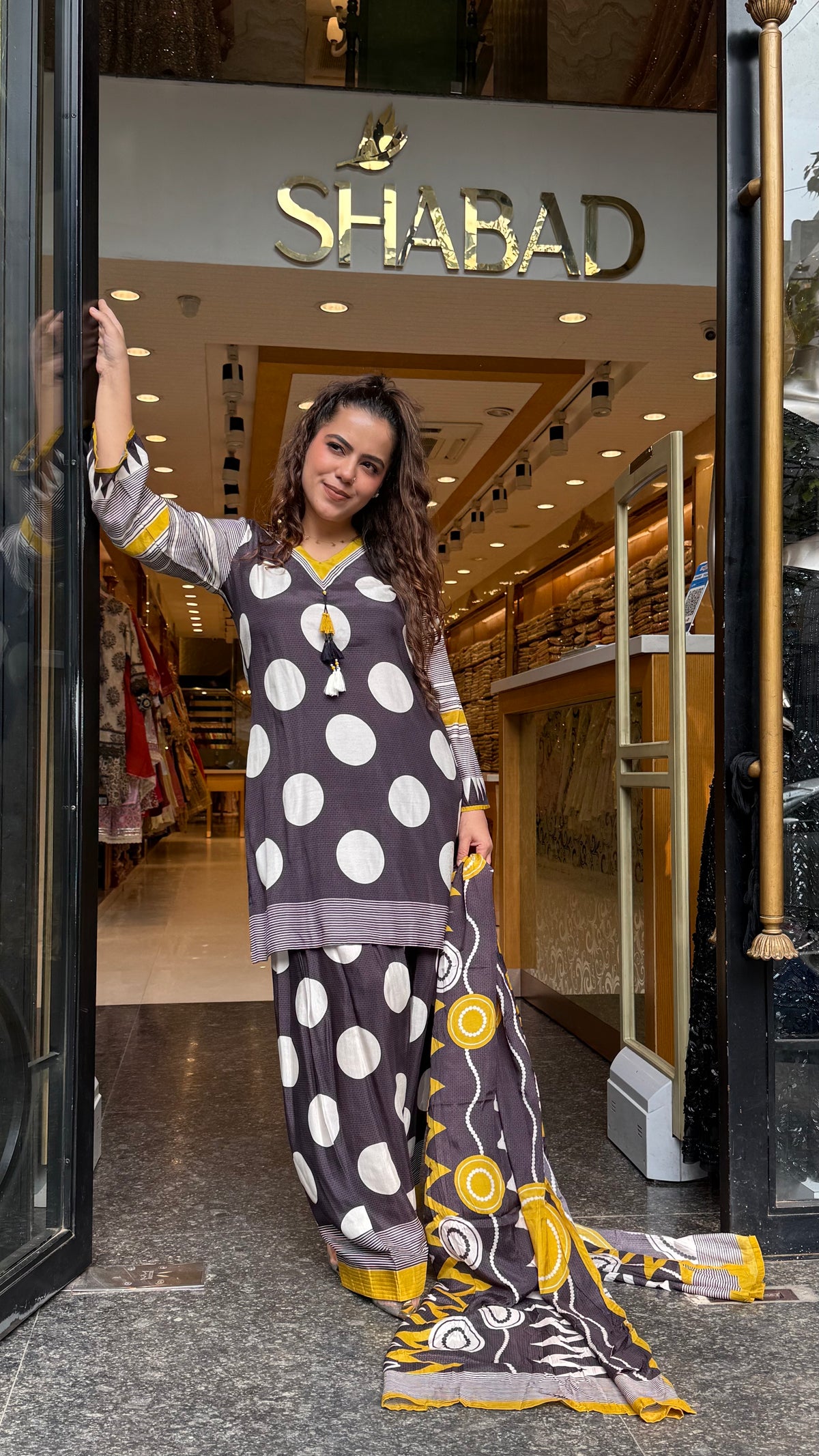 Women's Muslin Polka Dot Suit with Farshi Salwar | Stylish Ethnic Suit Set