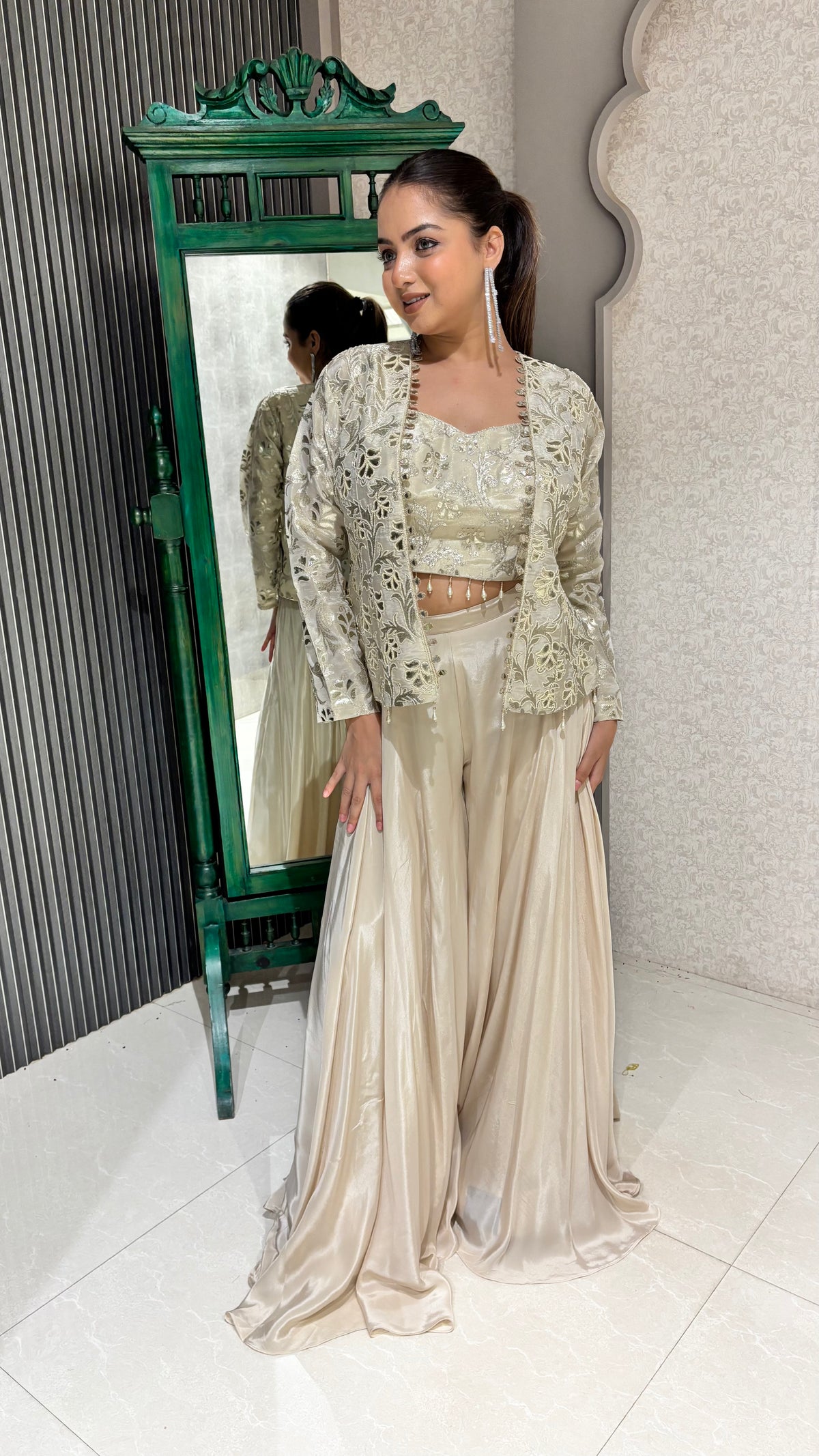 Ivory Crop Top Jacket Indo-Western – Contemporary Festive Elegance