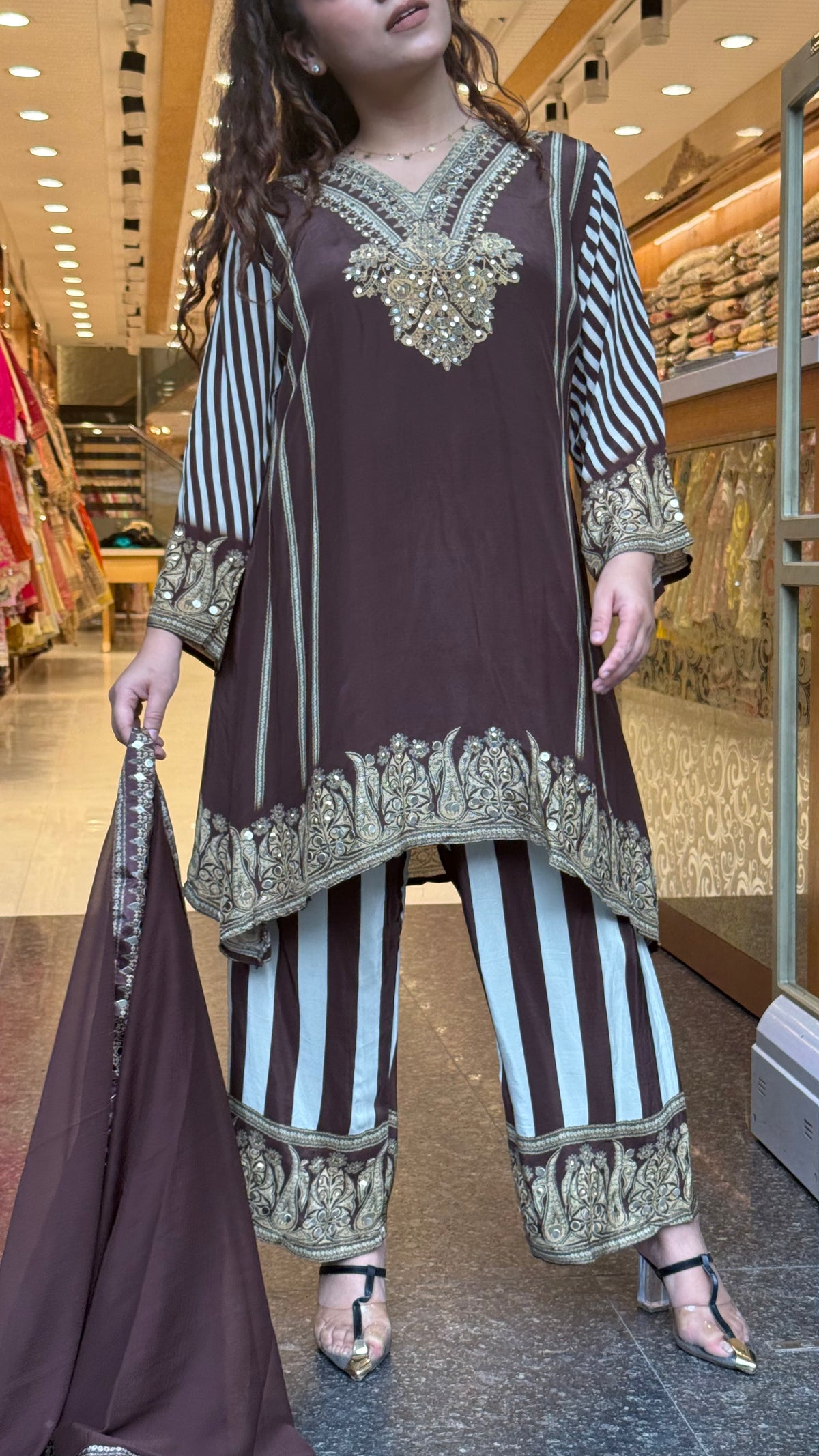 Budget-Friendly Digital Print Crepe Suit Set with Leather & Mirror Work