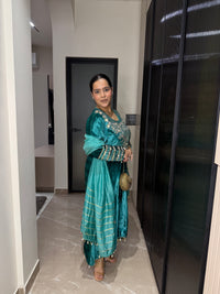 Velvet Suit with Dori, Sequin & Gotta Detailing | Festive Ethnic Wear