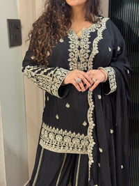 Dori Work Suit with Hand Detailing – Sizes Up to 46 (Copy)