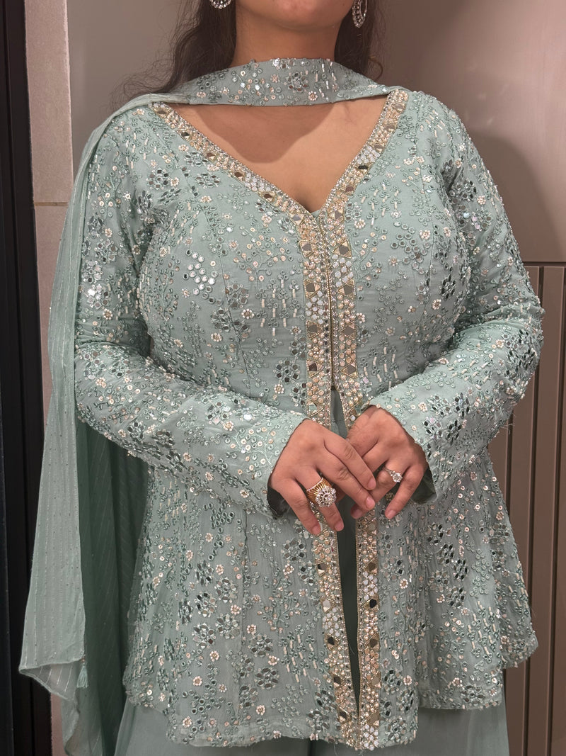 Thread Embroidery and Mirror Work detailing