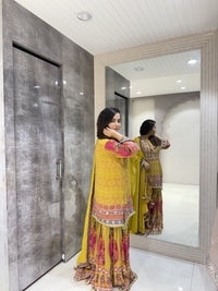 Digital Print Crepe Fabric Suit with Mirror Work