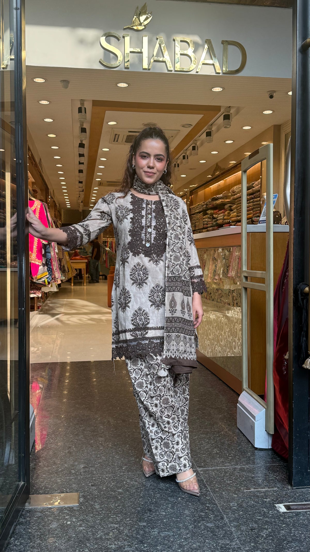 Women's Cotton Batik Print Suit with Lace Work
