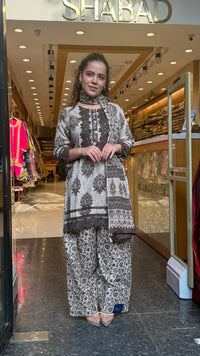 Women's Cotton Batik Print Suit with Lace Work