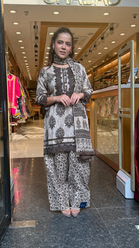 Women's Cotton Batik Print Suit with Lace Work